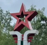 Красная звезда на стелу в Казани (518402)